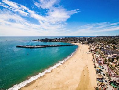 Four Bedrooms Walk to Beach Access Santa Cruz Luxury
